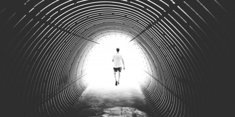 black-and-white-light-man-172738
